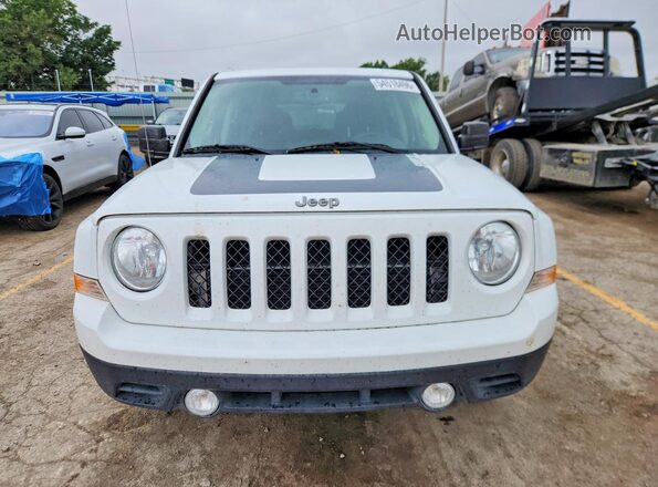 1C4NJPBA2HD202134 2017 JEEP PATRIOT White Widok z przodu