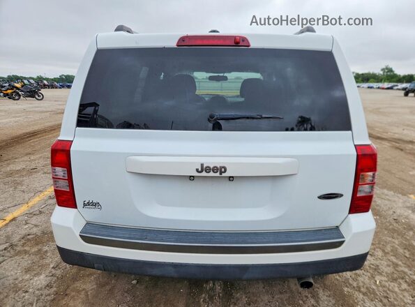 1C4NJPBA2HD202134 2017 JEEP PATRIOT White Widok z tyłu
