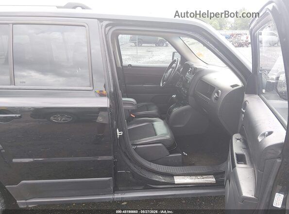 1C4NJPBA3HD200845 2017 JEEP PATRIOT Black Front interior view