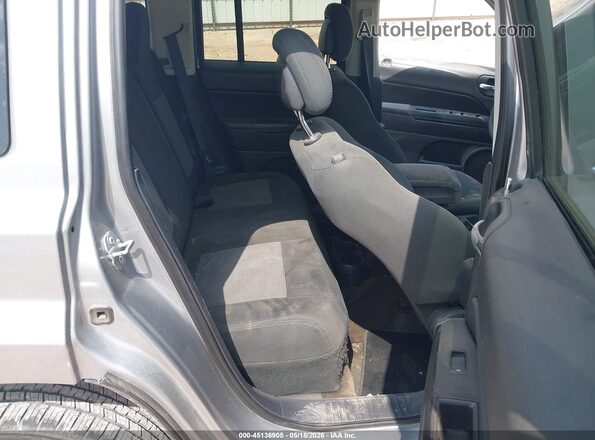 1C4NJPBA4HD145452 2017 JEEP PATRIOT Silver VIN կոդի պիտակի տեսք