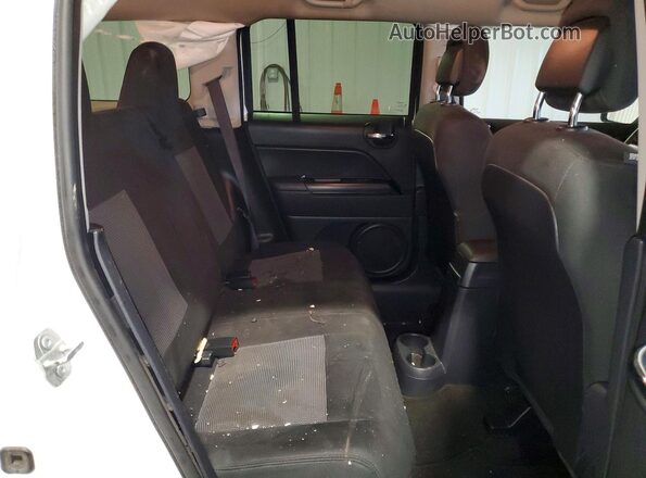 1C4NJPFA8GD794356 2016 JEEP PATRIOT Белый 