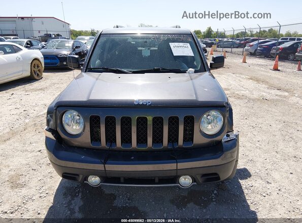 1C4NJPFA8GD800172 2016 JEEP PATRIOT Gray Rear interior view