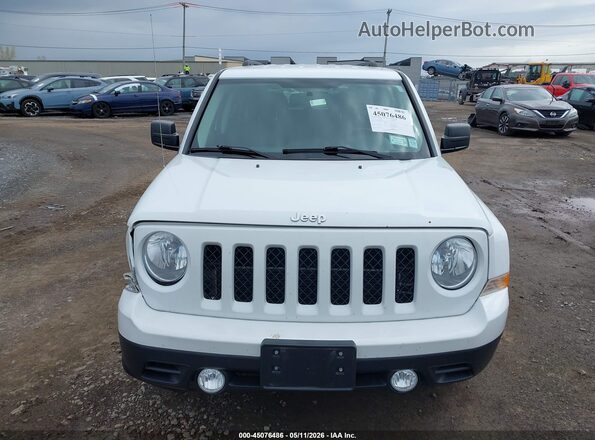1C4NJPFB4GD777031 2016 JEEP PATRIOT White Instrument cluster view