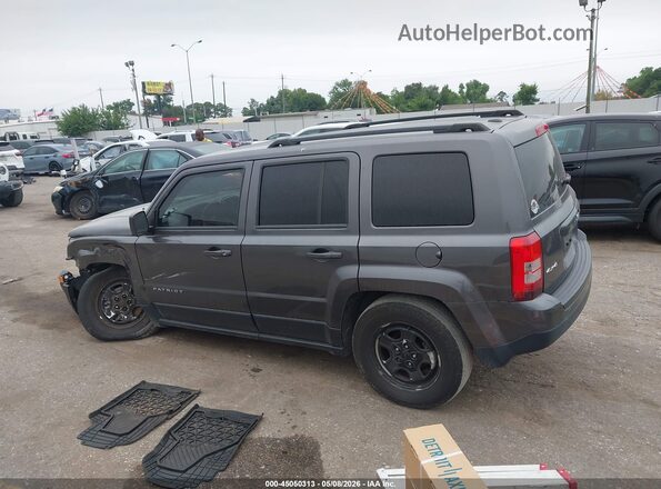 1C4NJRBB7GD522522 2016 JEEP PATRIOT Gray Rear interior view