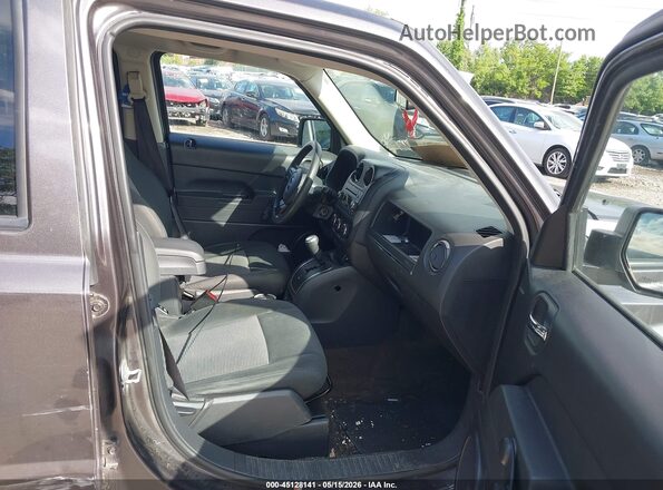 1C4NJRBB8GD581420 2016 JEEP PATRIOT Gray წინა სალონის ხედი
