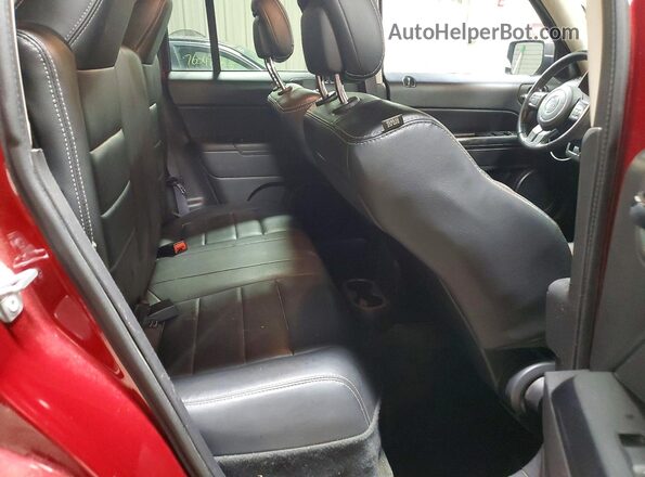 1C4NJRFB1HD114495 2017 JEEP PATRIOT Red Вид задніх сидінь