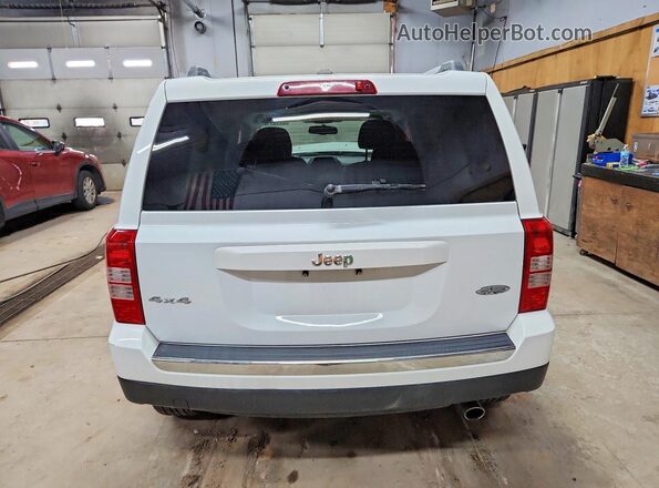 1C4NJRFB4HD195234 2017 JEEP PATRIOT White 