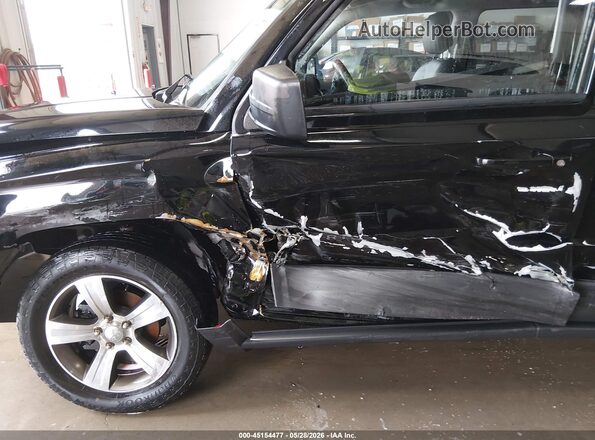 1C4NJRFB6HD188902 2017 JEEP PATRIOT Черный Вид спереди