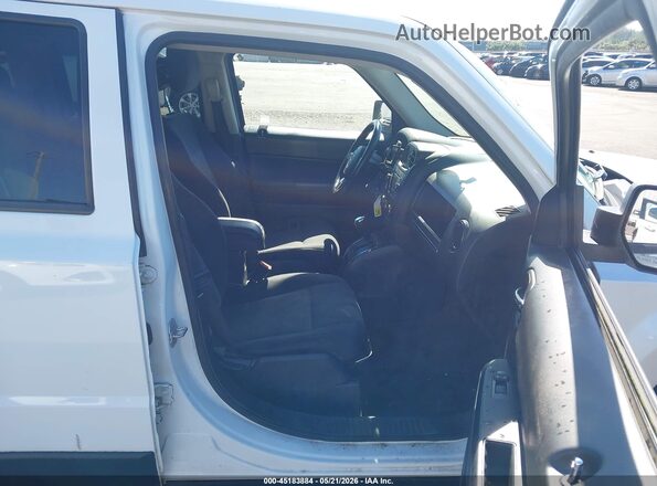 1C4NJRFBXGD782911 2016 JEEP PATRIOT White წინა სალონის ხედი