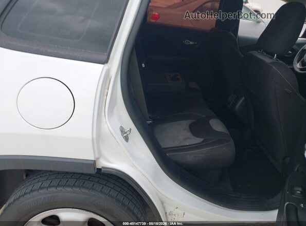 1C4PJLAB0GW275257 2016 JEEP CHEROKEE White 