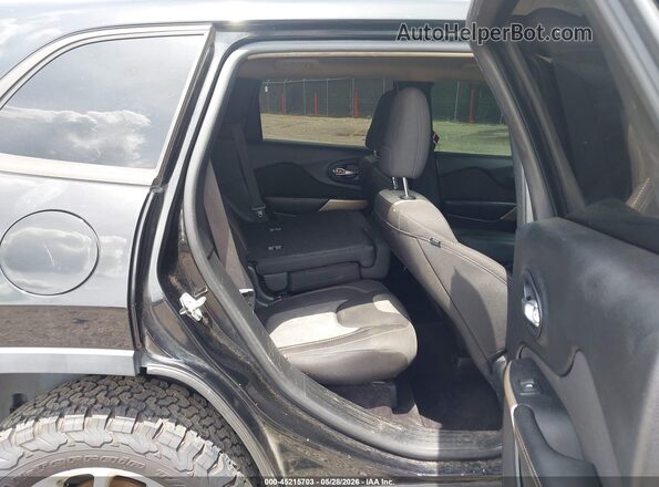 1C4PJLAB0HW596295 2017 JEEP CHEROKEE Black Vista de la etiqueta del VIN