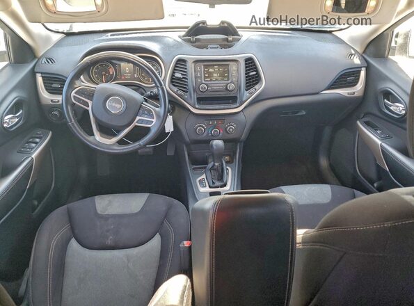 1C4PJLAB0HW666815 2017 JEEP CHEROKEE White 