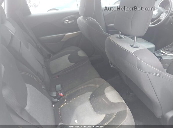1C4PJLAB1HD231104 2017 JEEP CHEROKEE White VIN կոդի պիտակի տեսք