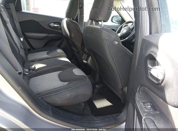 1C4PJLAB2GW127403 2016 JEEP CHEROKEE Silver VIN կոդի պիտակի տեսք
