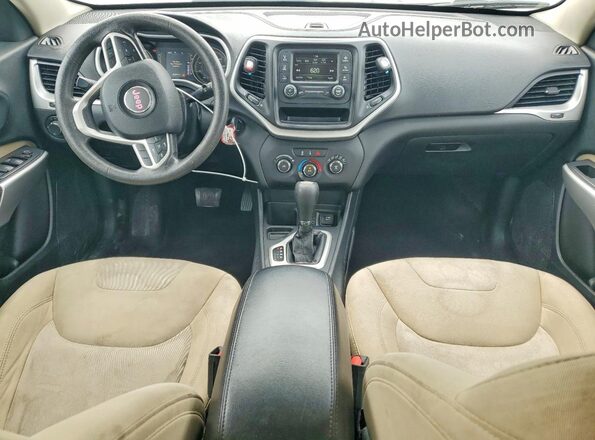 1C4PJLAB4HW613616 2017 JEEP CHEROKEE White 