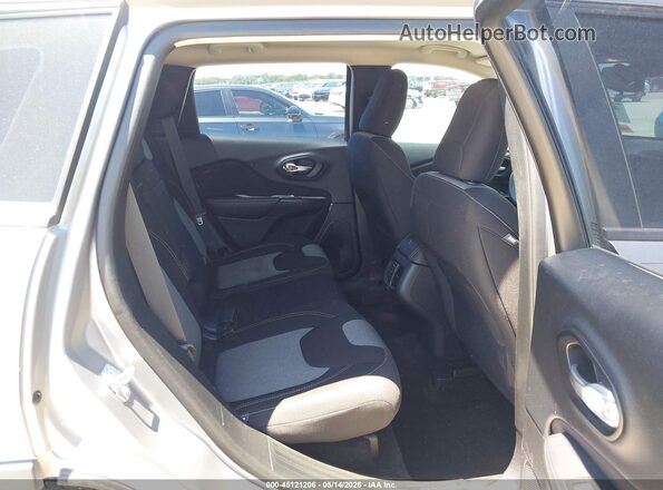 1C4PJLAB6GW126948 2016 JEEP CHEROKEE Silver 