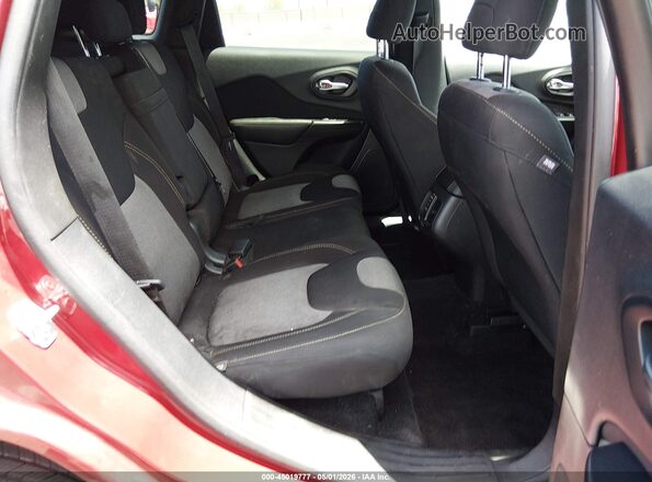 1C4PJLAB6GW282388 2016 JEEP CHEROKEE Красный Вид наклейки с VIN-кодом