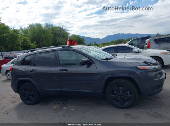 1C4PJLAB6HW577248 2017 JEEP CHEROKEE Gray უკანა სალონის ხედი