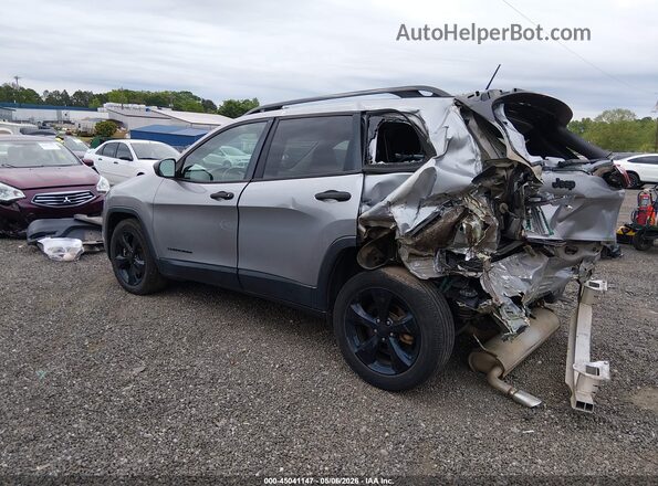 1C4PJLAB9HW654615 2017 JEEP CHEROKEE Серый Задняя левая четверть
