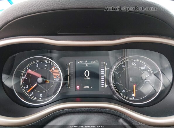 1C4PJLAS4HW592380 2017 JEEP CHEROKEE Gray Widok tylnych siedzeń