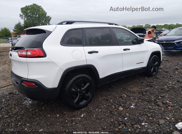 1C4PJLAX5JD559093 2018 JEEP CHEROKEE White 