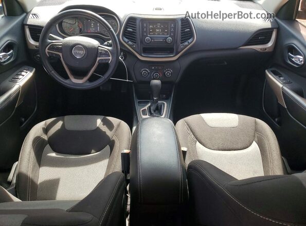 1C4PJLCB0JD563599 2018 JEEP CHEROKEE Black Vista del salpicadero