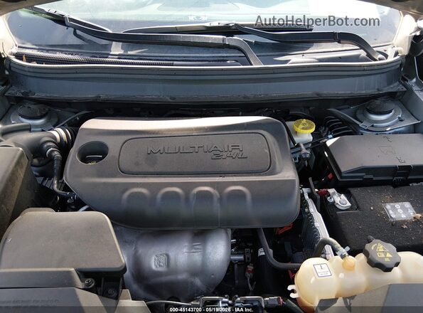 1C4PJLCB0MD199690 2021 JEEP CHEROKEE Silver Vista trasera