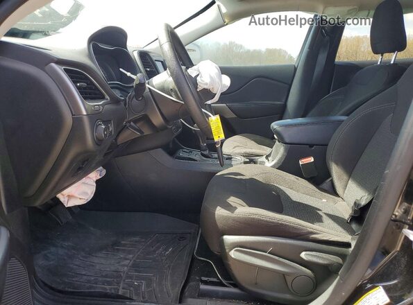 1C4PJLCB1KD339906 2019 JEEP CHEROKEE Black Front interior view