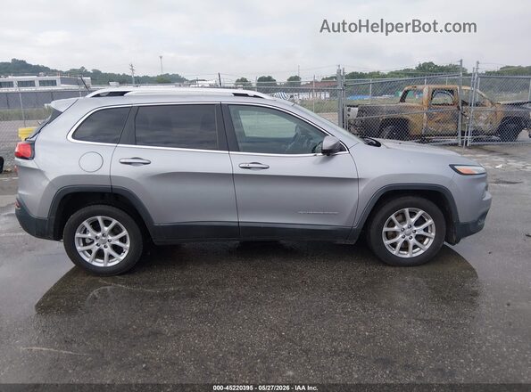 1C4PJLCB2GW179627 2016 JEEP CHEROKEE Gray Սալոնի հետևի տեսք