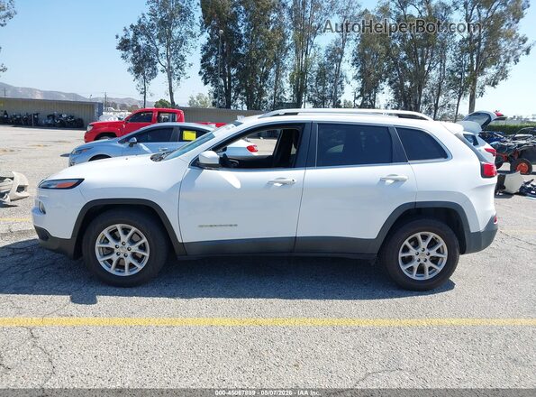 1C4PJLCB2JD524321 2018 JEEP CHEROKEE White 360 interior view