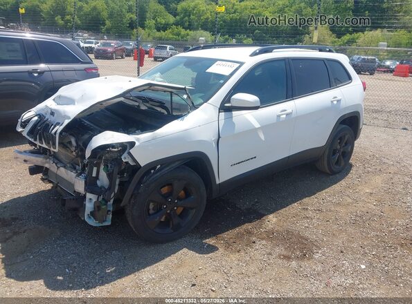 1C4PJLCB2JD621129 2018 JEEP CHEROKEE White Front left