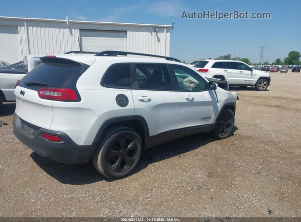 1C4PJLCB2JD621129 2018 JEEP CHEROKEE White Rear right