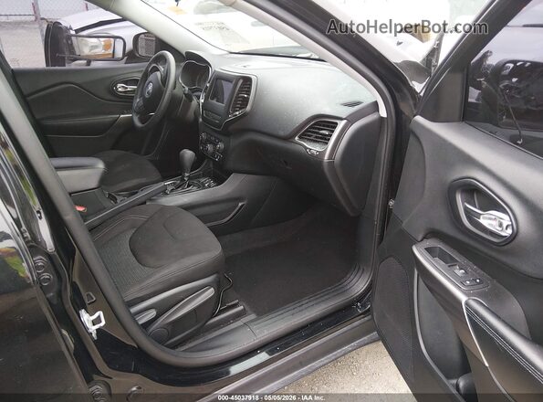 1C4PJLCB2KD331667 2019 JEEP CHEROKEE Black Widok wnętrza z przodu