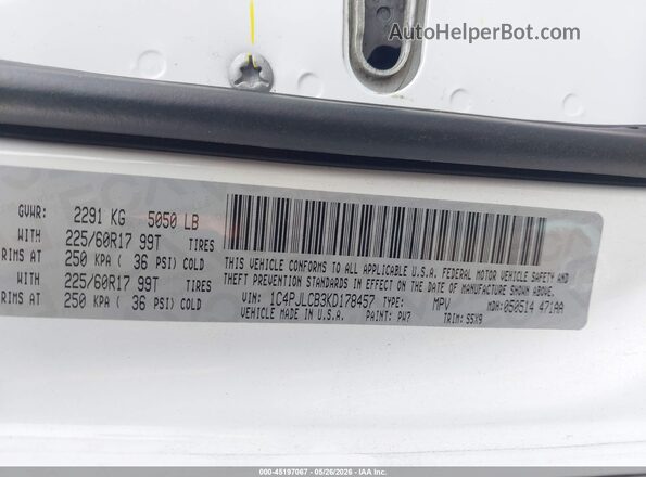 1C4PJLCB3KD178457 2019 JEEP CHEROKEE White ძრავის განყოფილების ხედი
