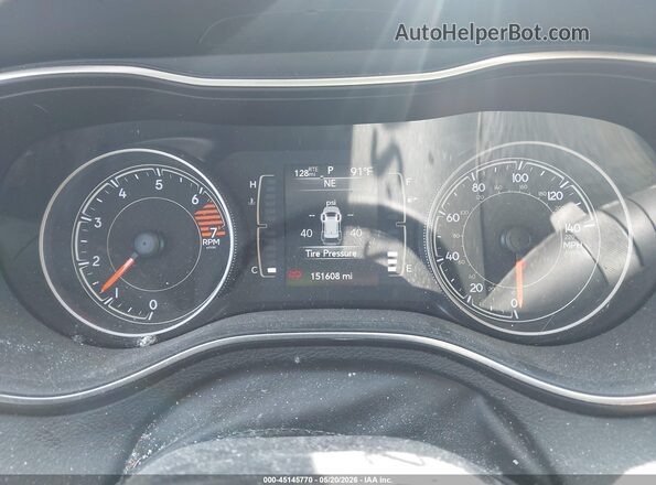 1C4PJLCB3LD638167 2020 JEEP CHEROKEE Silver Rear seats view