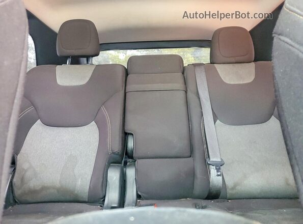 1C4PJLCB4JD518844 2018 JEEP CHEROKEE Gray უკანა სავარძლების ხედი
