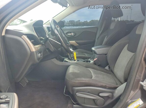 1C4PJLCB4JD518844 2018 JEEP CHEROKEE Gray წინა სალონის ხედი