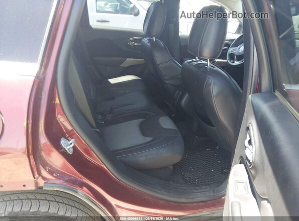 1C4PJLCB4JD605269 2018 JEEP CHEROKEE Красный Вид наклейки с VIN-кодом