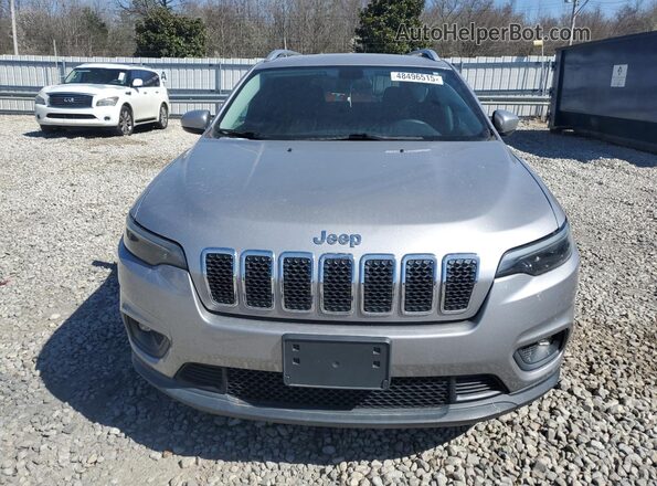1C4PJLCB4KD241100 2019 JEEP CHEROKEE Silver Դիմացի տեսք