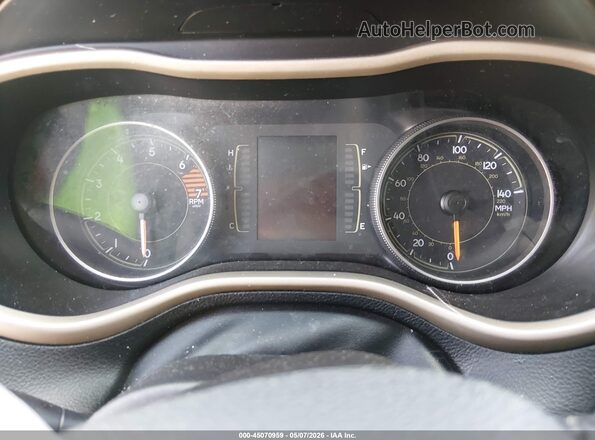 1C4PJLCB5HW549356 2017 JEEP CHEROKEE Белый Вид задних сидений