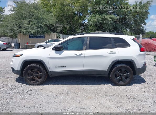 1C4PJLCB8JD620180 2018 JEEP CHEROKEE White Widok wnętrza 360 stopni