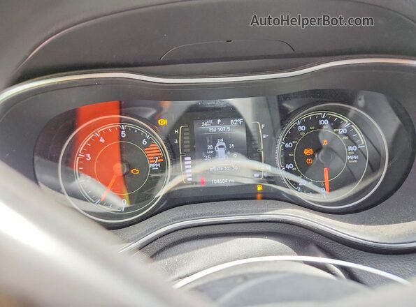 1C4PJLCB9KD366870 2019 JEEP CHEROKEE Черный Вид щитка приборов