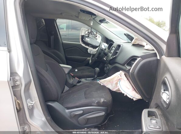 1C4PJLCB9KD434665 2019 JEEP CHEROKEE Gray Front interior view