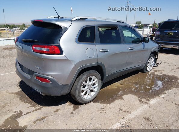 1C4PJLCS0GW287969 2016 JEEP CHEROKEE Silver Tył prawy