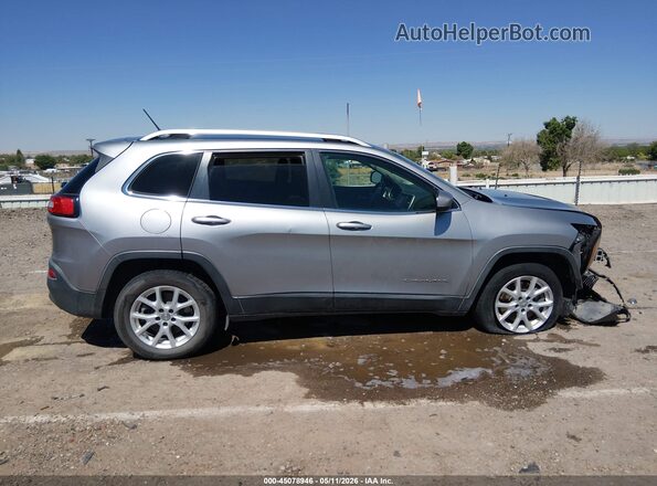 1C4PJLCS0GW287969 2016 JEEP CHEROKEE Silver Widok wnętrza 360 stopni