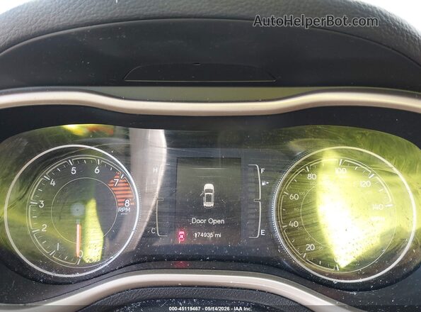 1C4PJLCS2GW138382 2016 JEEP CHEROKEE Red Вид задніх сидінь