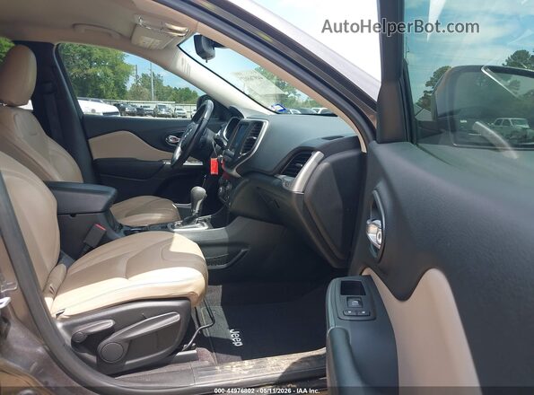 1C4PJLCS2GW370528 2016 JEEP CHEROKEE Gray Widok wnętrza z przodu