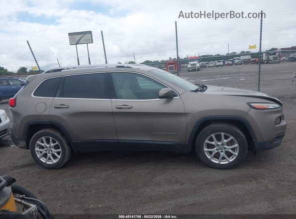 1C4PJLCS4HW624063 2017 JEEP CHEROKEE Champagne 360 interior view