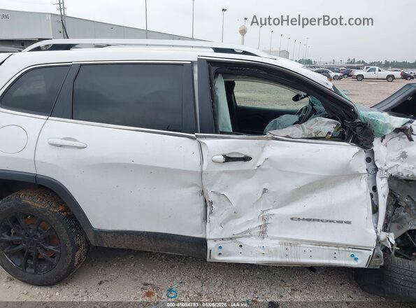 1C4PJLCX5KD143849 2019 JEEP CHEROKEE White Rear interior view