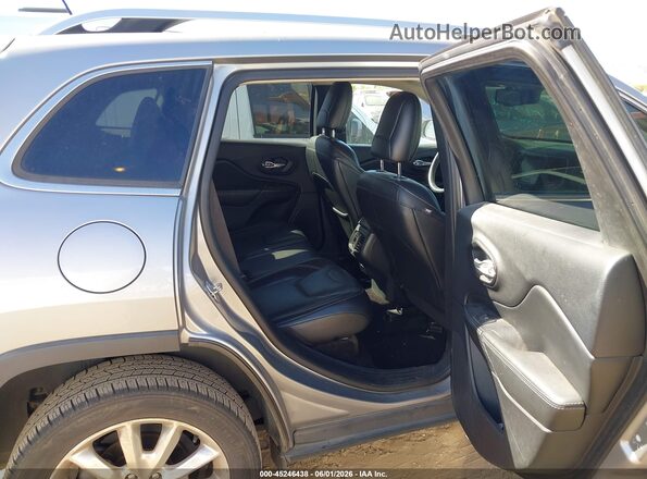 1C4PJLDB2HW526339 2017 JEEP CHEROKEE Silver 